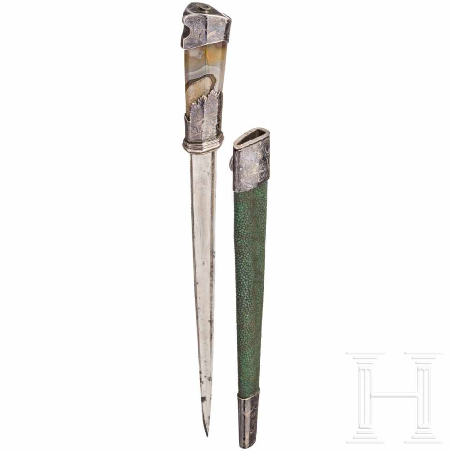 A fine hunting dagger with finely nielloed silver mounts, Tula, 2nd half of 18th centurySlender - Bild 4 aus 7