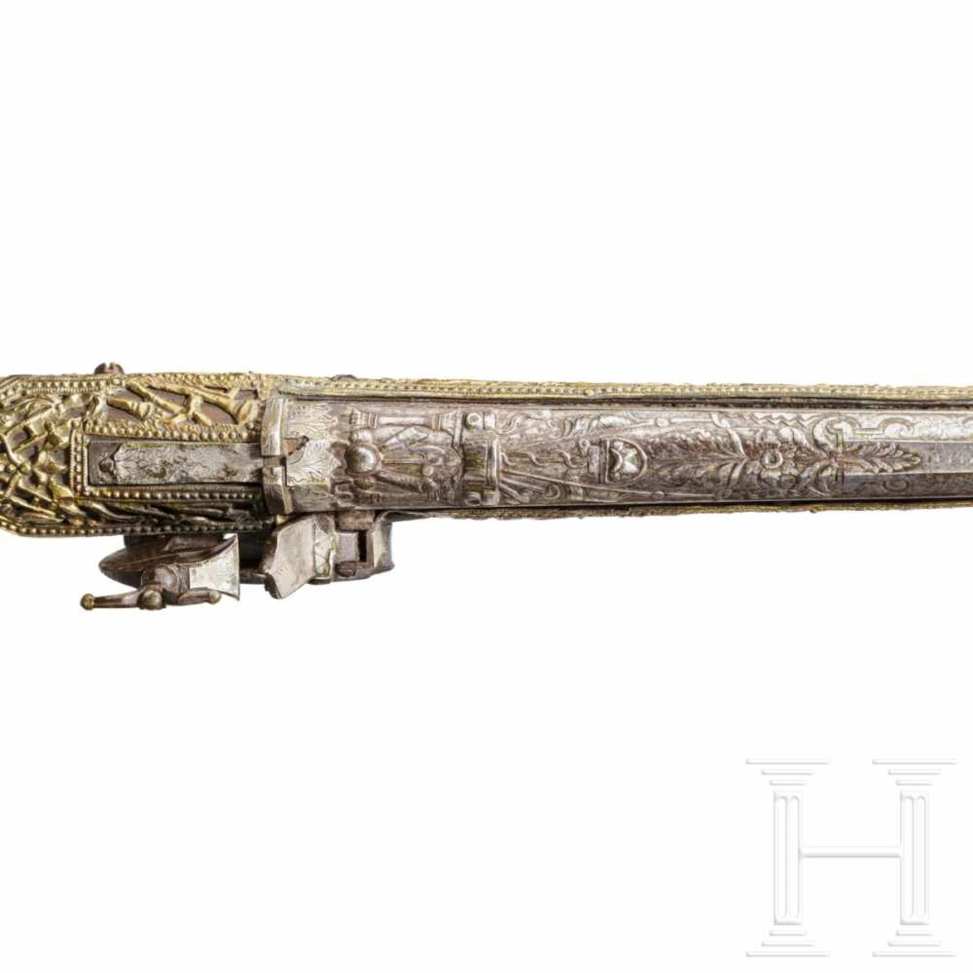 A long, Ottoman tüfek, 18th centurySmooth barrel in 15 mm calibre, a silver front sight and silver- - Bild 7 aus 8