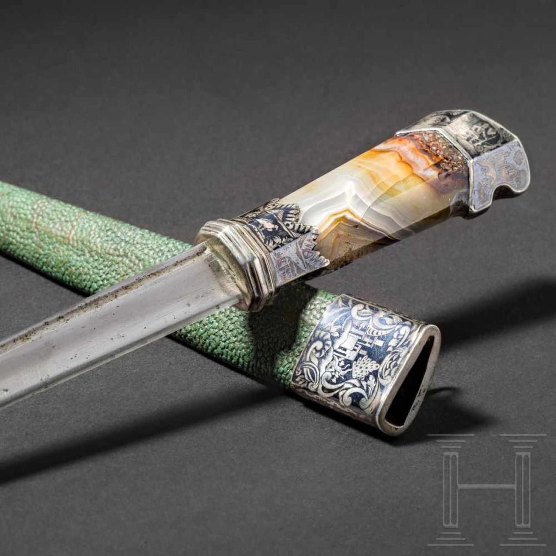 A fine hunting dagger with finely nielloed silver mounts, Tula, 2nd half of 18th centurySlender