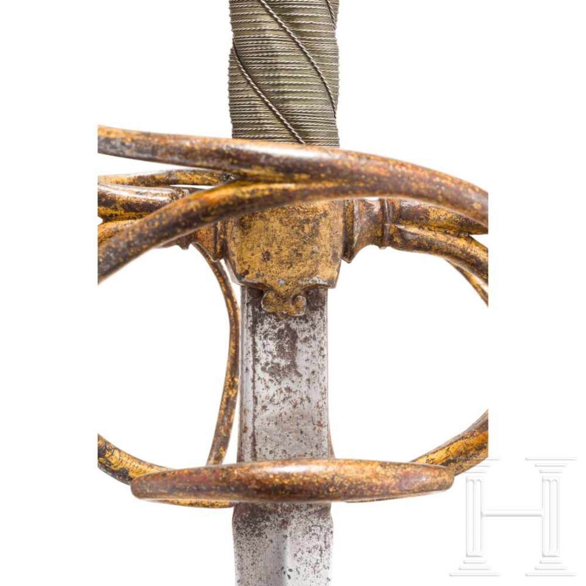 An Italian rapier with gilt hilt, circa 1600Double-edged thrusting blade of diamond section with - Bild 5 aus 5