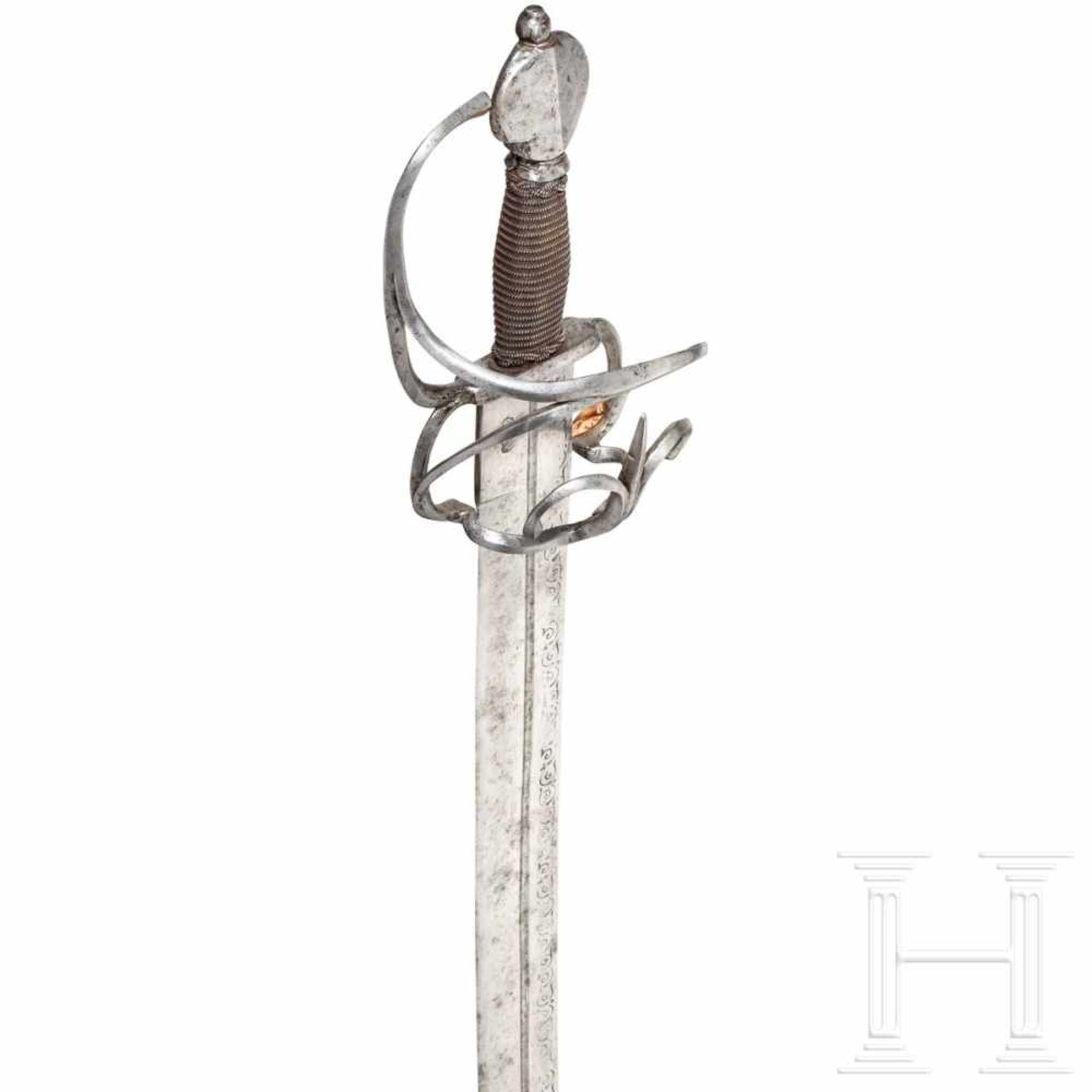 A heavy Northern Italian field sabre (storta), circa 1600Sturdy, slightly curved single-edged - Bild 3 aus 8