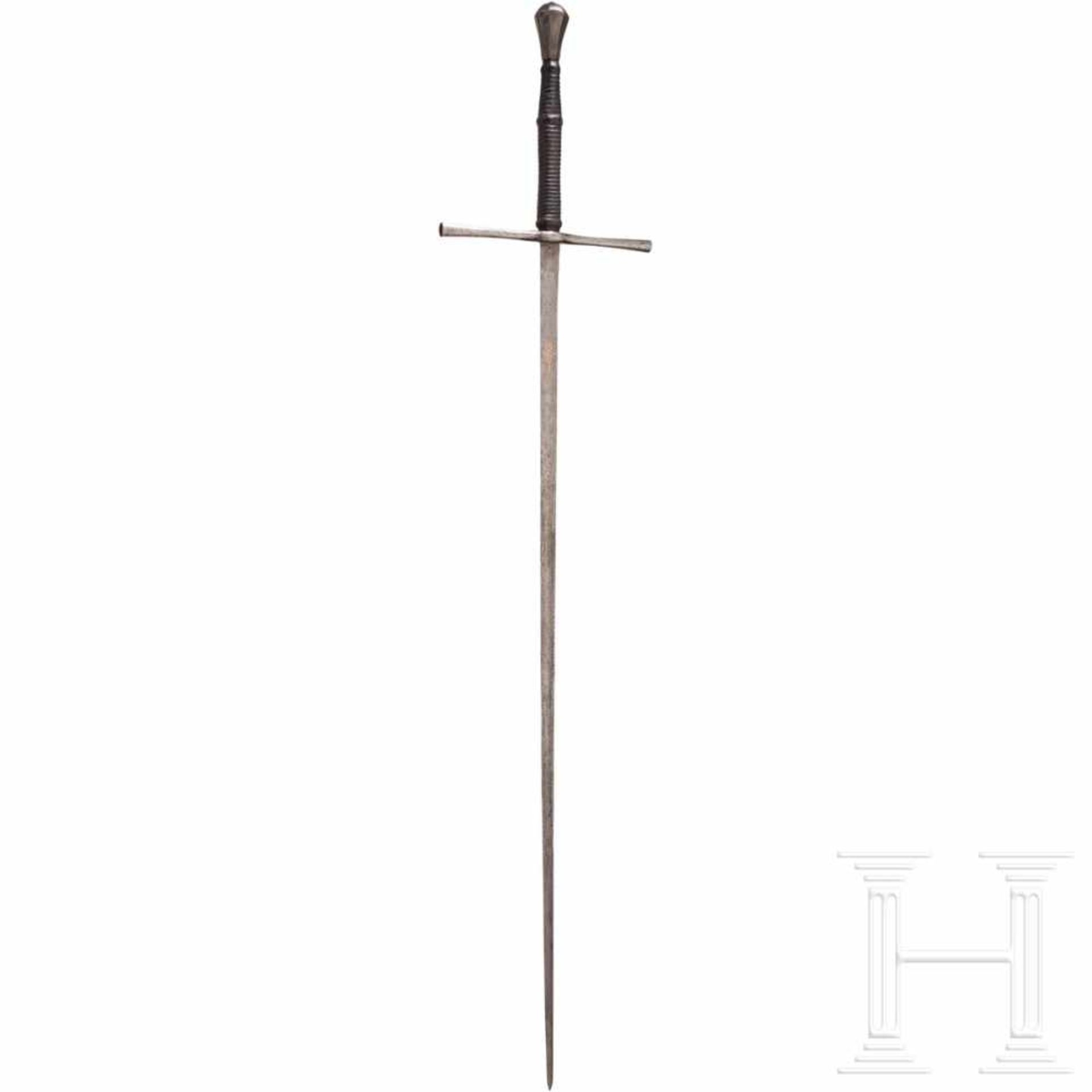 A German thrusting sword (estoc), circa 1500Slender, slightly fullered thrusting blade of triangular - Bild 2 aus 6
