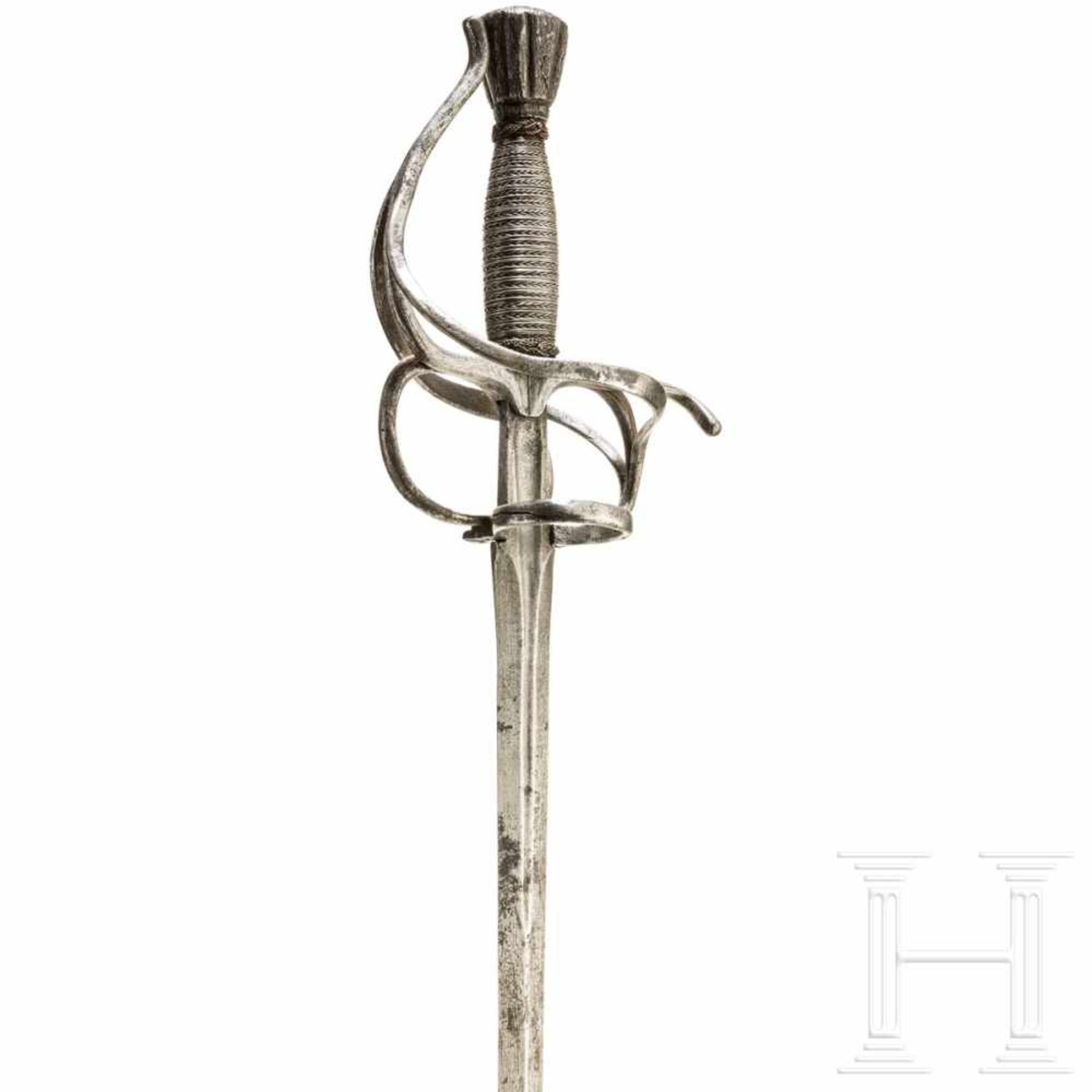 An Italian rapier, circa 1600Schlanke Stichklinge mit rhombischem Querschnitt, im oberen Viertel - Bild 3 aus 5