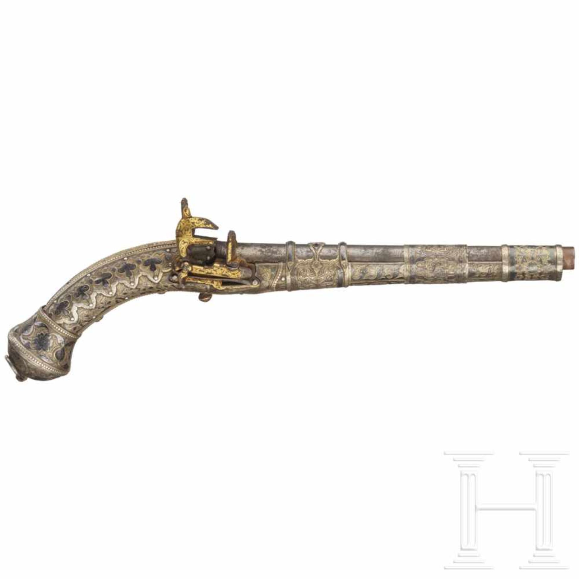 A Caucasian silver-mounted miquelet pistol, mid-19th centuryRound, smooth bore Damascus barrel in - Bild 2 aus 7