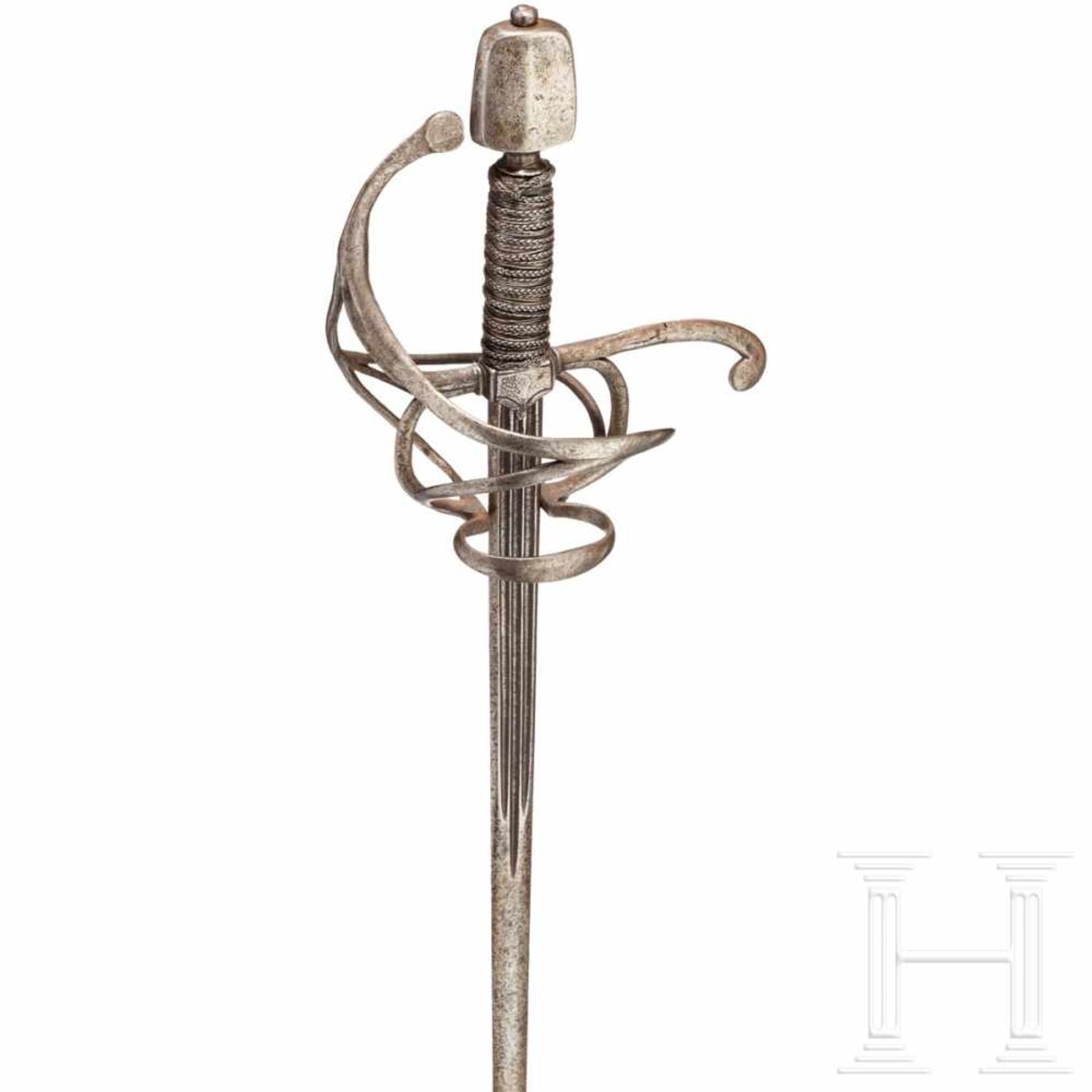 A German military rapier, circa 1600Double-edged thrusting blade of lenticular cross-section with - Bild 4 aus 4