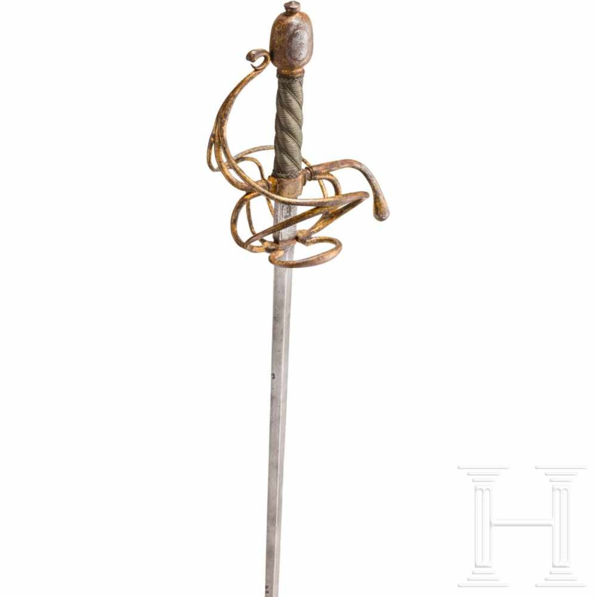 An Italian rapier with gilt hilt, circa 1600Double-edged thrusting blade of diamond section with - Bild 3 aus 5