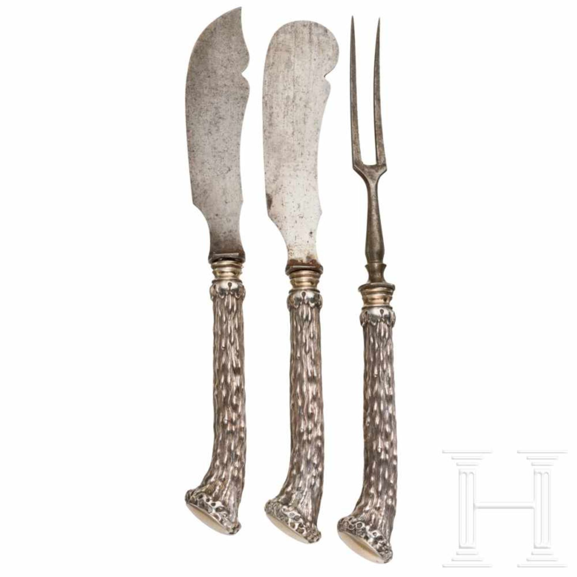 A set of silver serving cutlery with hunting theme, hallmarks for Germany and maker's mark, 19th - Bild 2 aus 3