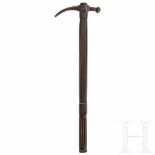 An Ottoman or Southeastern European horseman's warhammer, circa 1600Kräftiger Vierkant-Schnabel an