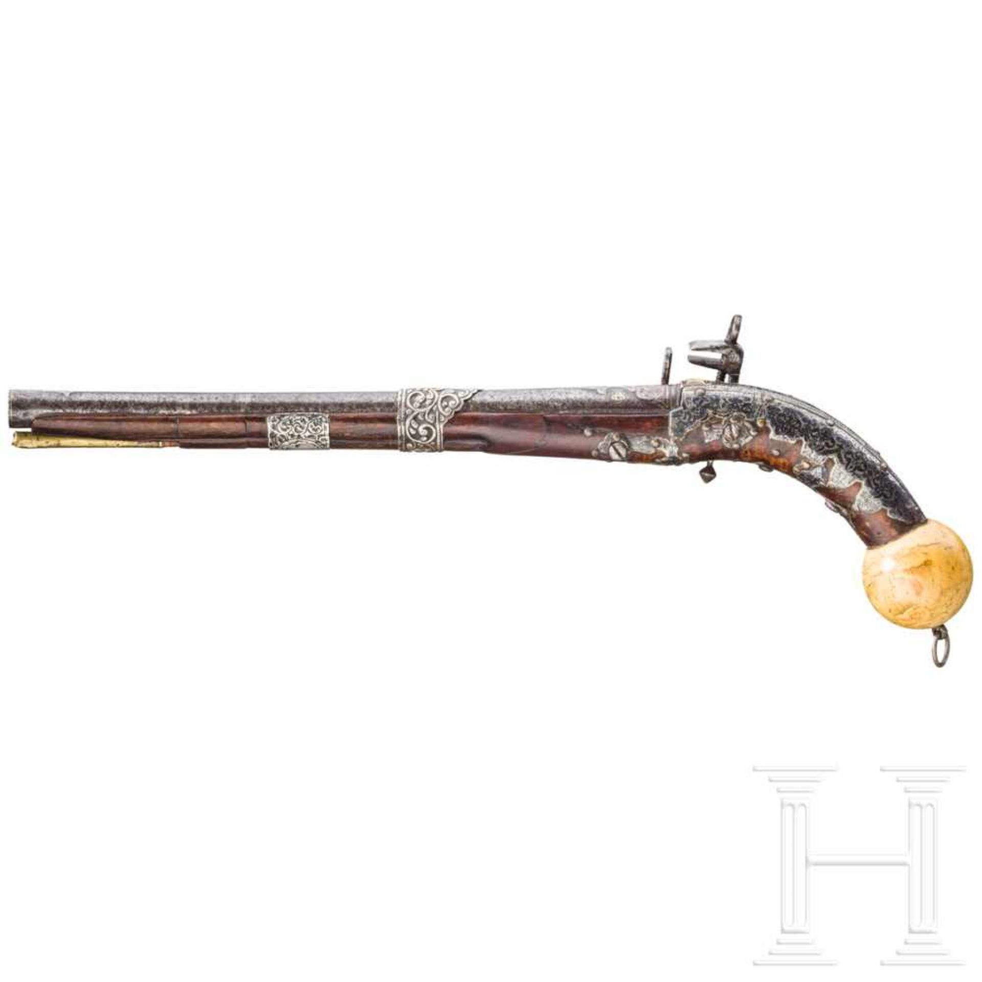 A silver-mounted miquelet pistol, Caucasus, 2nd half of the 19th centuryRunder Lauf mit - Bild 2 aus 2