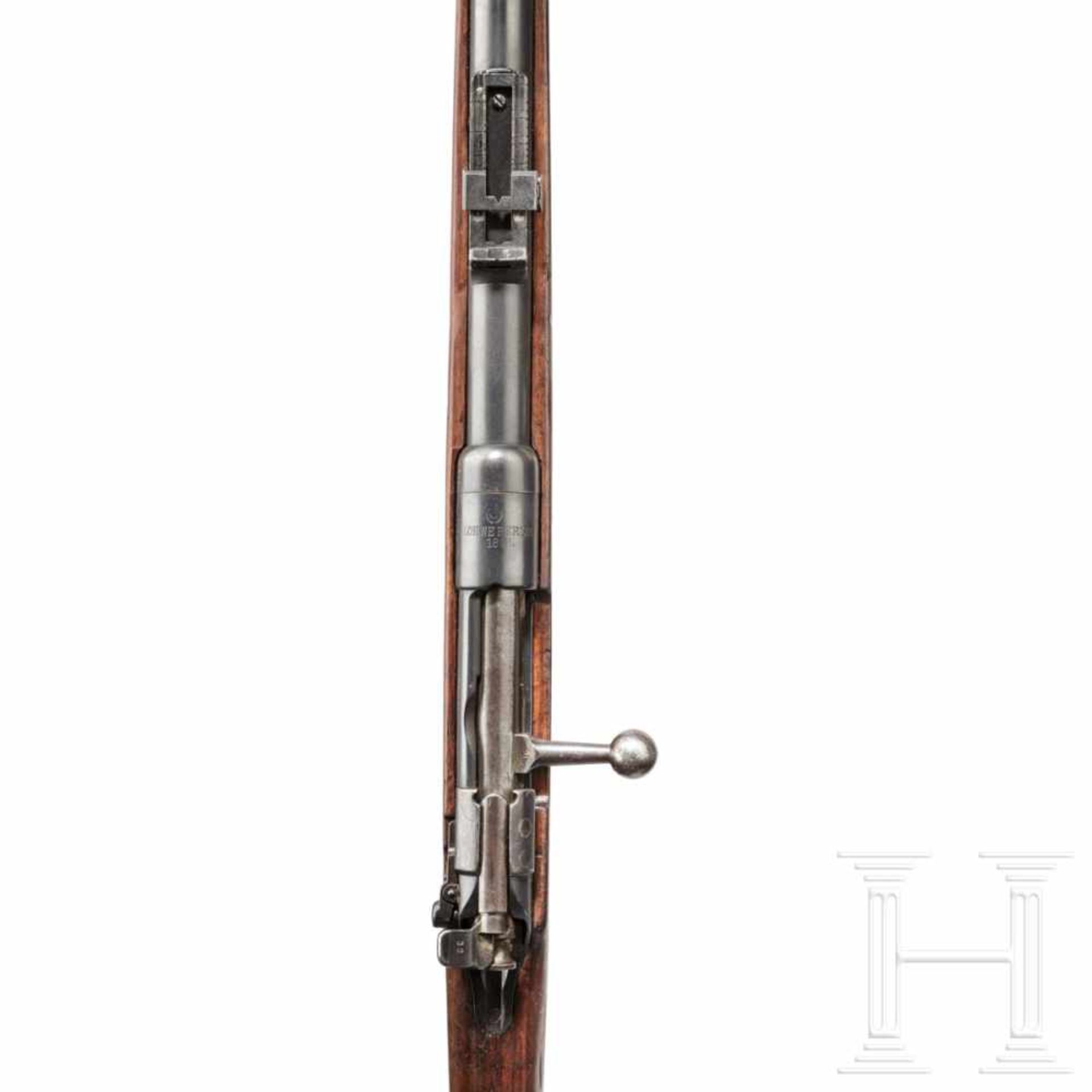 A rifle 88/05 by Loewe, 1891Kal. 8x57 IS, Nr. 1061S, nicht nummerngleich. Lauf leicht matt. - Bild 3 aus 3