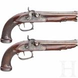 A pair of percussion pistols, Hilaire, Sedan, ca. 1820Glatte, leicht gestauchte und bräunierte