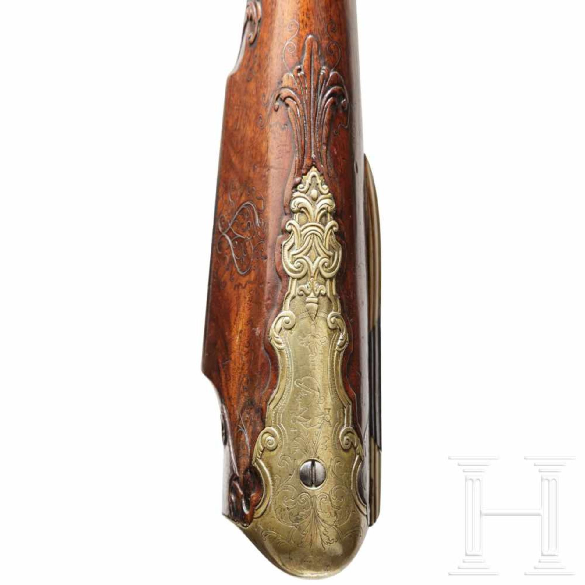 A deluxe flintlock rifle, Caspar Neureitter of Prague, circa 1730The octagonal barrel slightly - Bild 9 aus 10