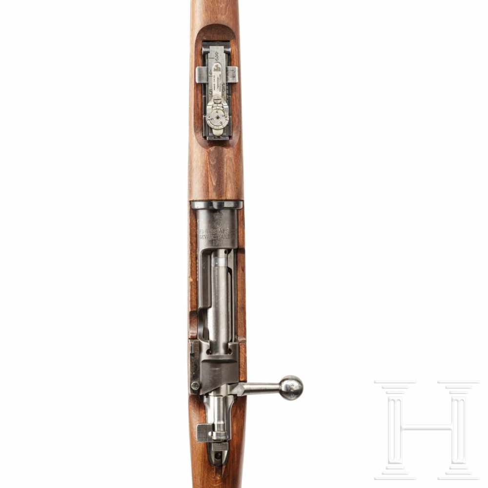 A Swedish M 1896 rifleKal. 6,5x55, Nr. 293295, nummerngleich. Spiegelblanker Lauf. Deutscher - Image 3 of 6