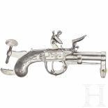 A full metal flintlock shooting trap, ca. 1800Glatter Lauf im Kaliber 10 mm, an der Mündung und im