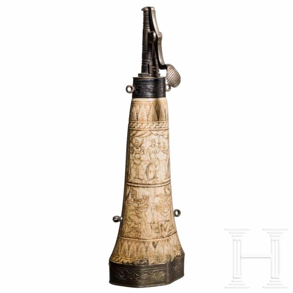 A fine Italian powder-flask made of cow bone, historicism in the style of the Renaissance around