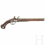 A fine flintlock pistol from the armoury of the Dukes of Bavaria, Paul Lienhart, ca. 1730Runder Lauf