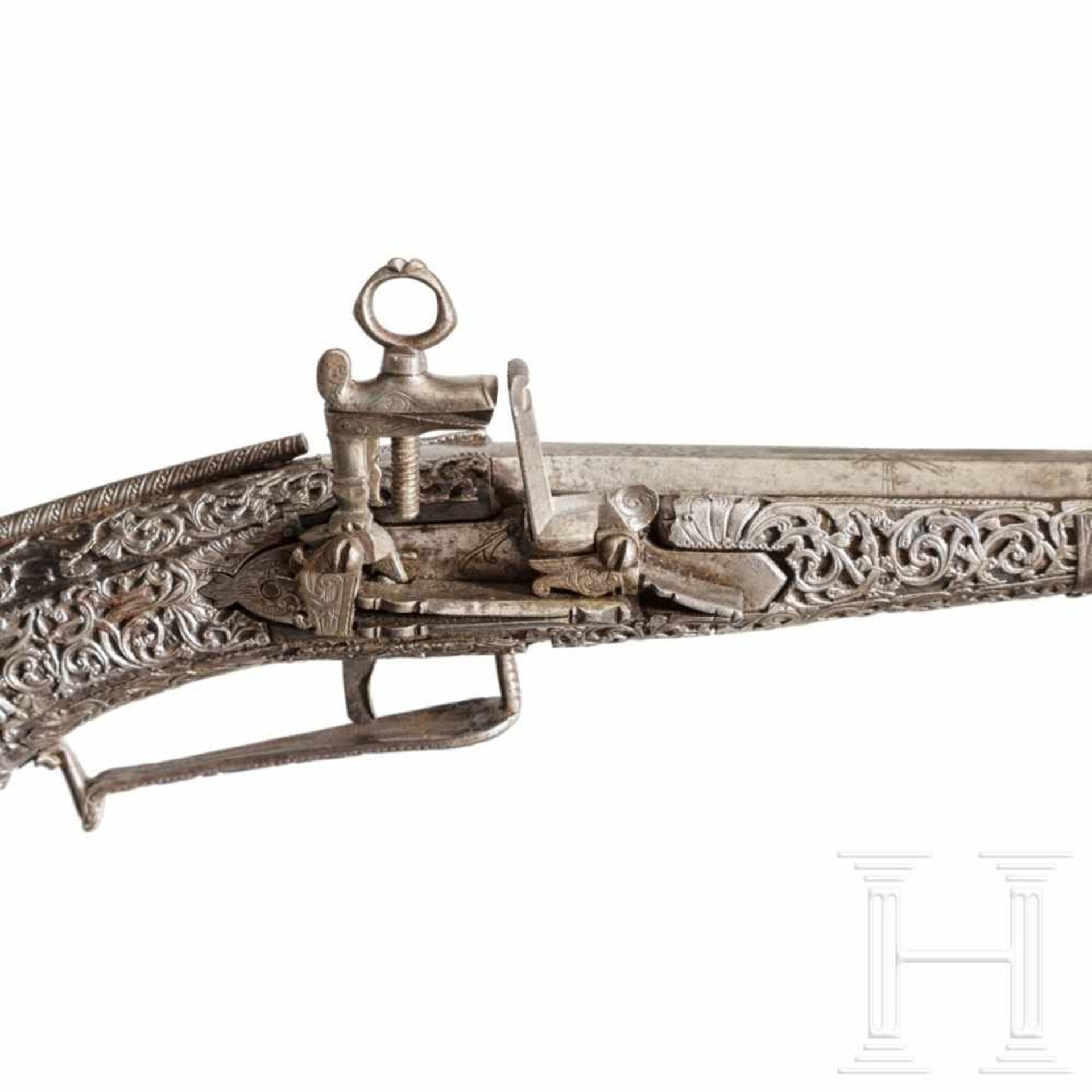 A Sardinian chiselled Miquelet shotgun, 2nd half 18th centurySchlanker, achtkantiger Lauf mit - Bild 3 aus 3