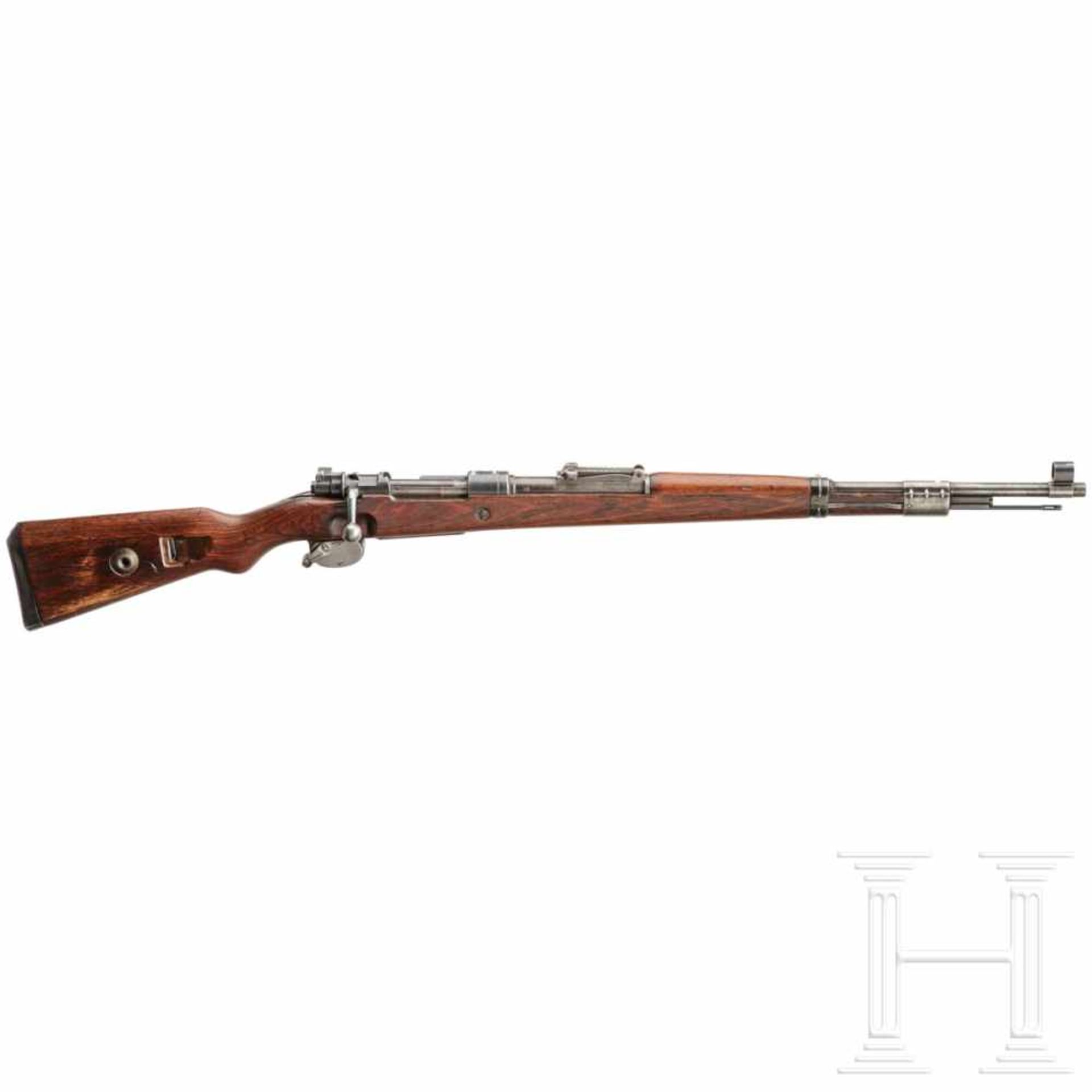 A carbine 98 k, code "dot - 1943"Kal. 8x57 IS, Nr. 5958m, nummerngleich. Fast blanker Lauf.