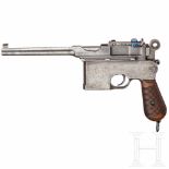 A Mauser C96 "Flatside"Kal. 7,63 mm Mauser, Nr. 26807, nummerngleich. Leicht matter Lauf, gültiger
