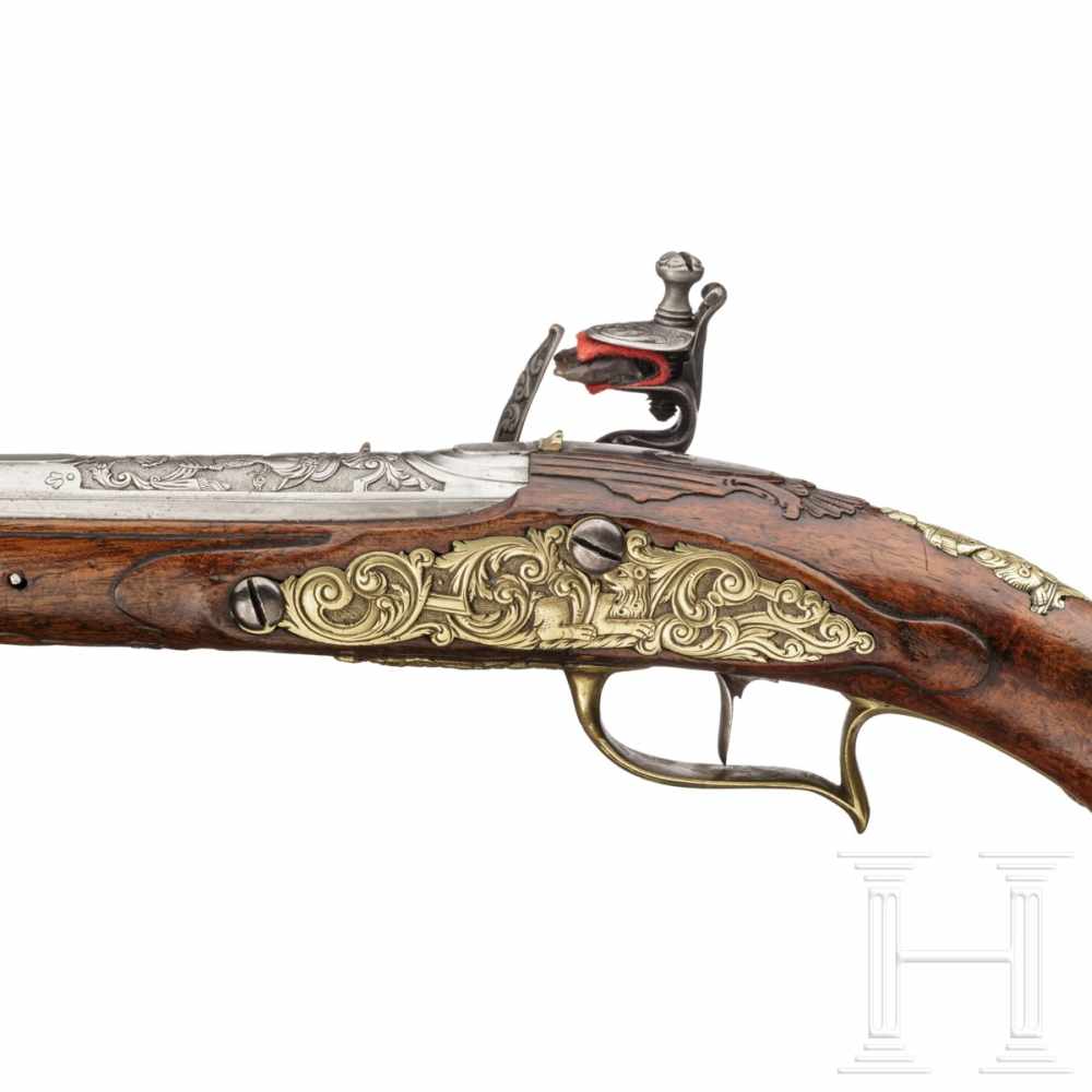 A fine German flintlock pistol, Franconia or Bohemia, circa 1730Runder Lauf mit abgesetzter - Image 8 of 8