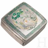 Prof. Francis Elgar – a silver presentation box by the Japanese Emperor, circa 1880Quadratische Dose