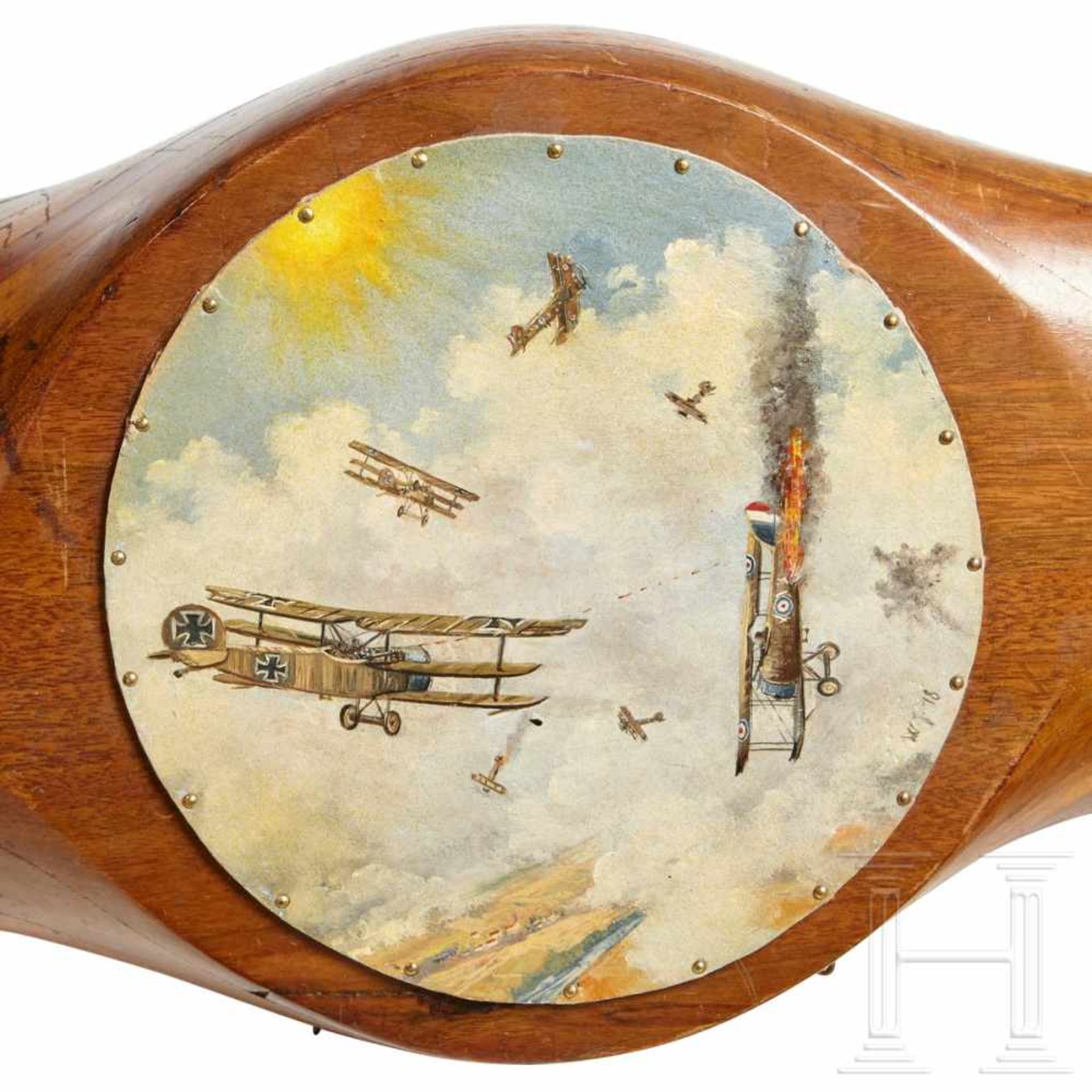 A hand-painted propeller fragmentSection of wooden propeller taken from a WWI aircraft, modified for - Bild 4 aus 6