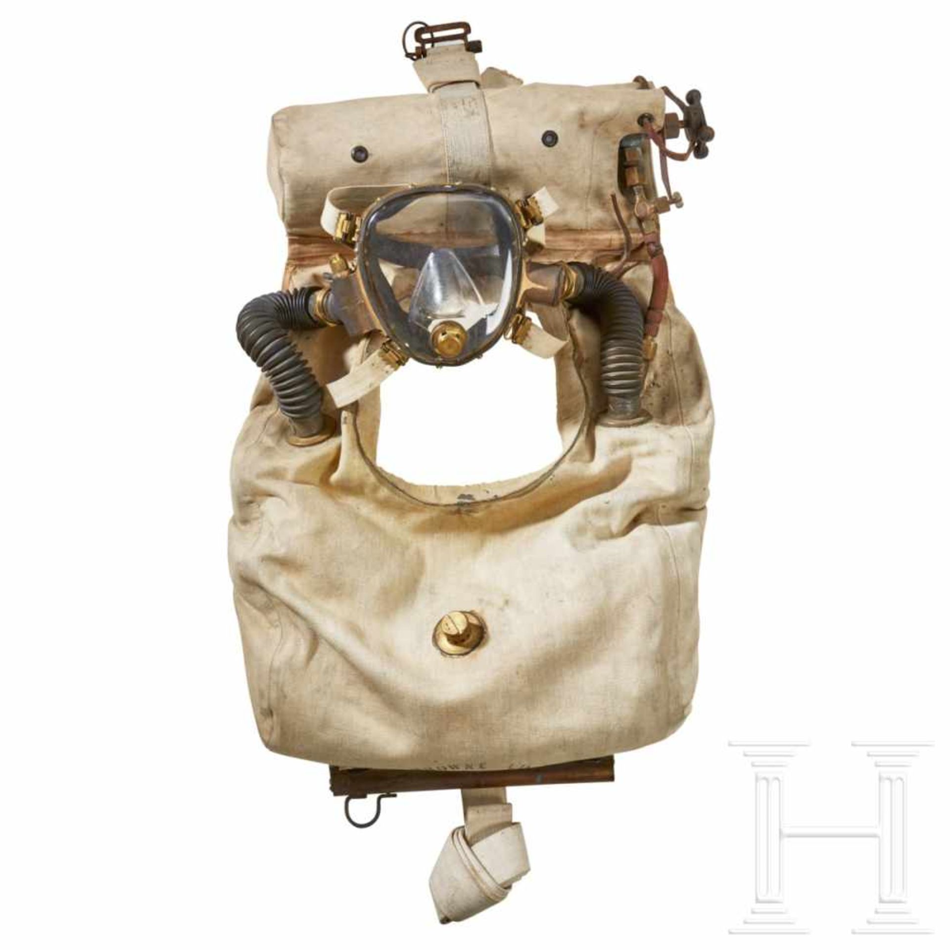 An OSS Rebreather SetB-Lung unit made by DESCO of Milwaukee, Jack Browne mask and dual breather - Bild 2 aus 6