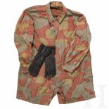 A “bonesack“ and gloves for Italian paratroopers in World War IIFine linen cloth printed with