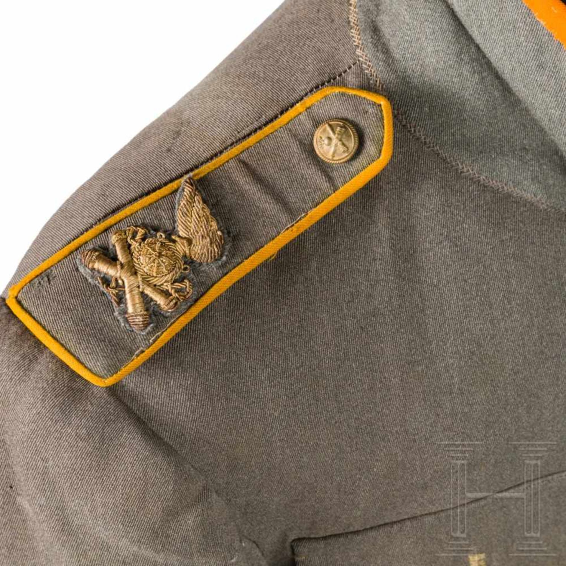 A uniform M 1934 for officers of the field artillerySchirmmütze für Offiziere aus feldgrauem Tuch - Bild 9 aus 14