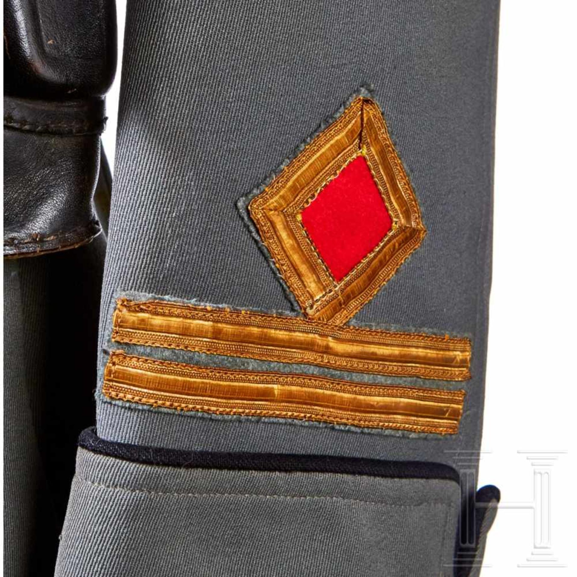 Service Tunic for an MVSN OberleutnantFine field-grey gabardine wool with pleated patch pockets - Bild 6 aus 9
