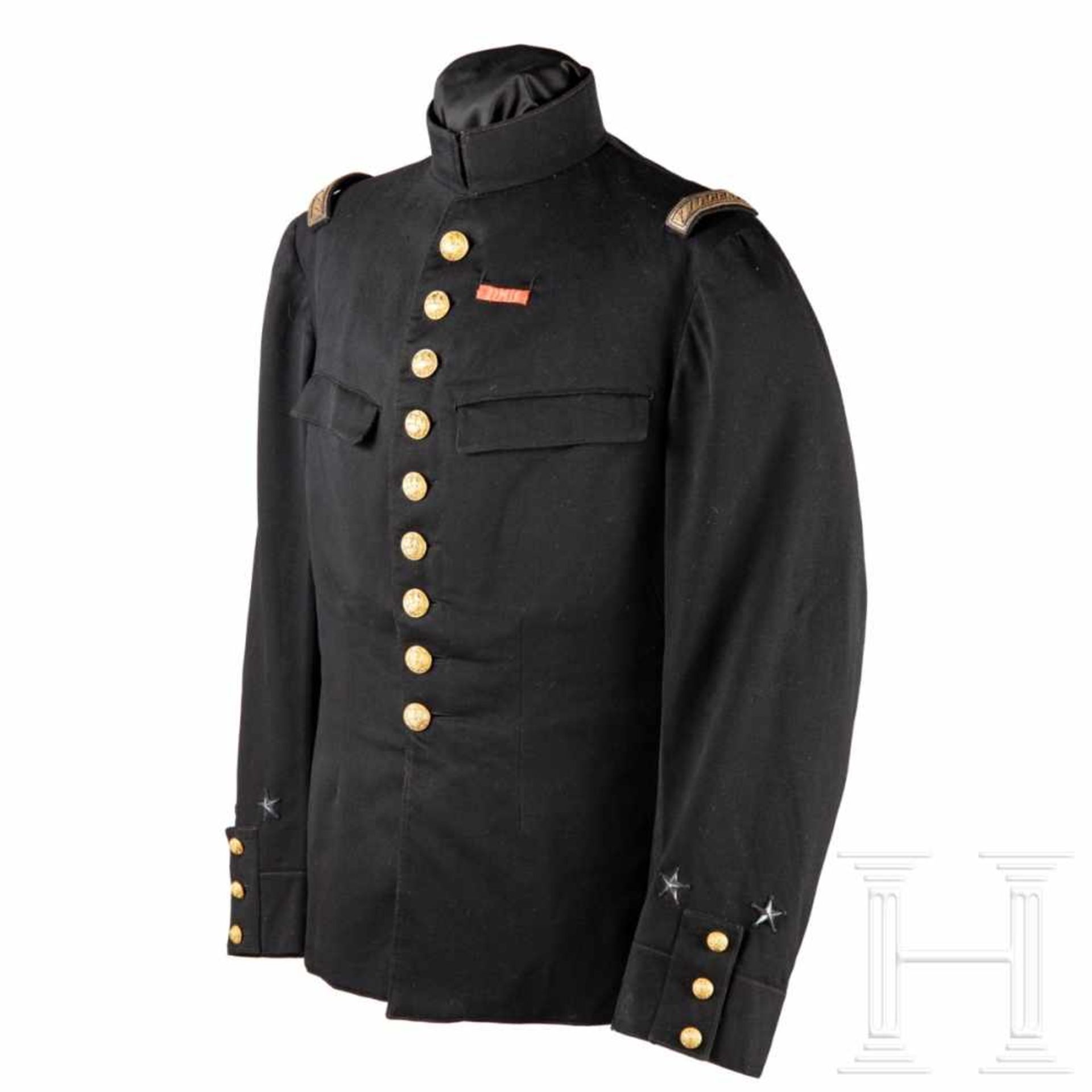 A tunic M 1893 for a two star generalFeines, schwarzes Tuch, zwei Brusttaschen, zwei silberne Sterne