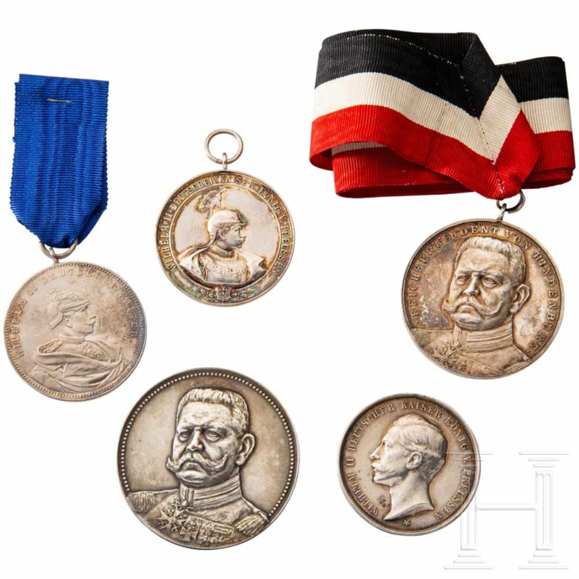 Five shooting prize medalsÜberwiegend aus Silber, verschiedene Ausführungen, Herrscherbildnis (