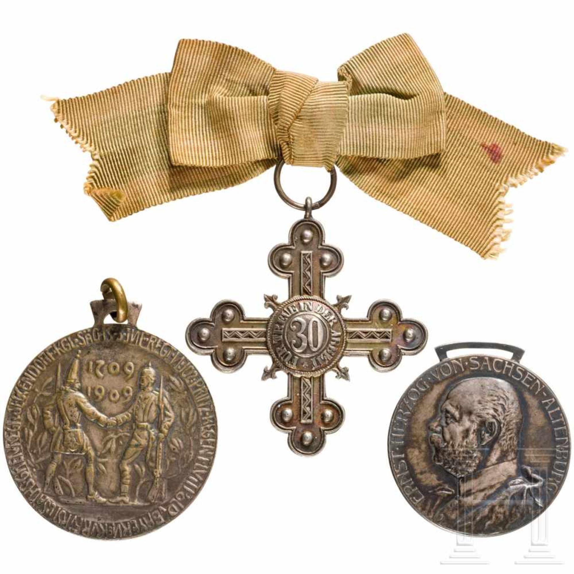 Duchy of Saxony-Altenburg - three awardsHerzog Ernst-Medaille in Silber, Bildnis des Herzogs Ernst