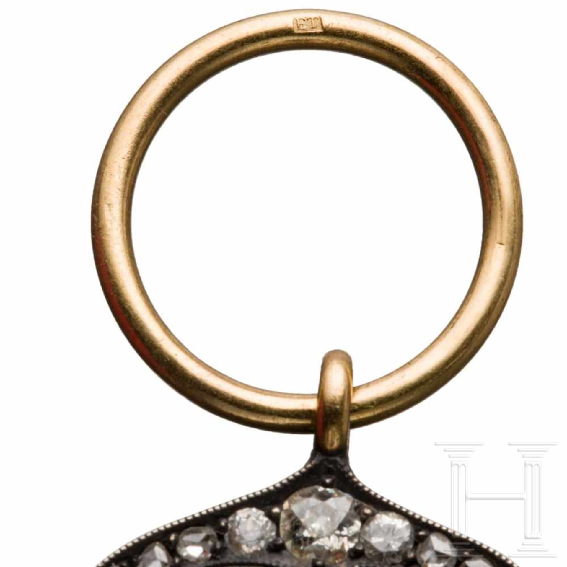 A silver badge with diamonds, probably oriental, circa 1910Silber, rückseitig goldplattiert, die - Bild 4 aus 4