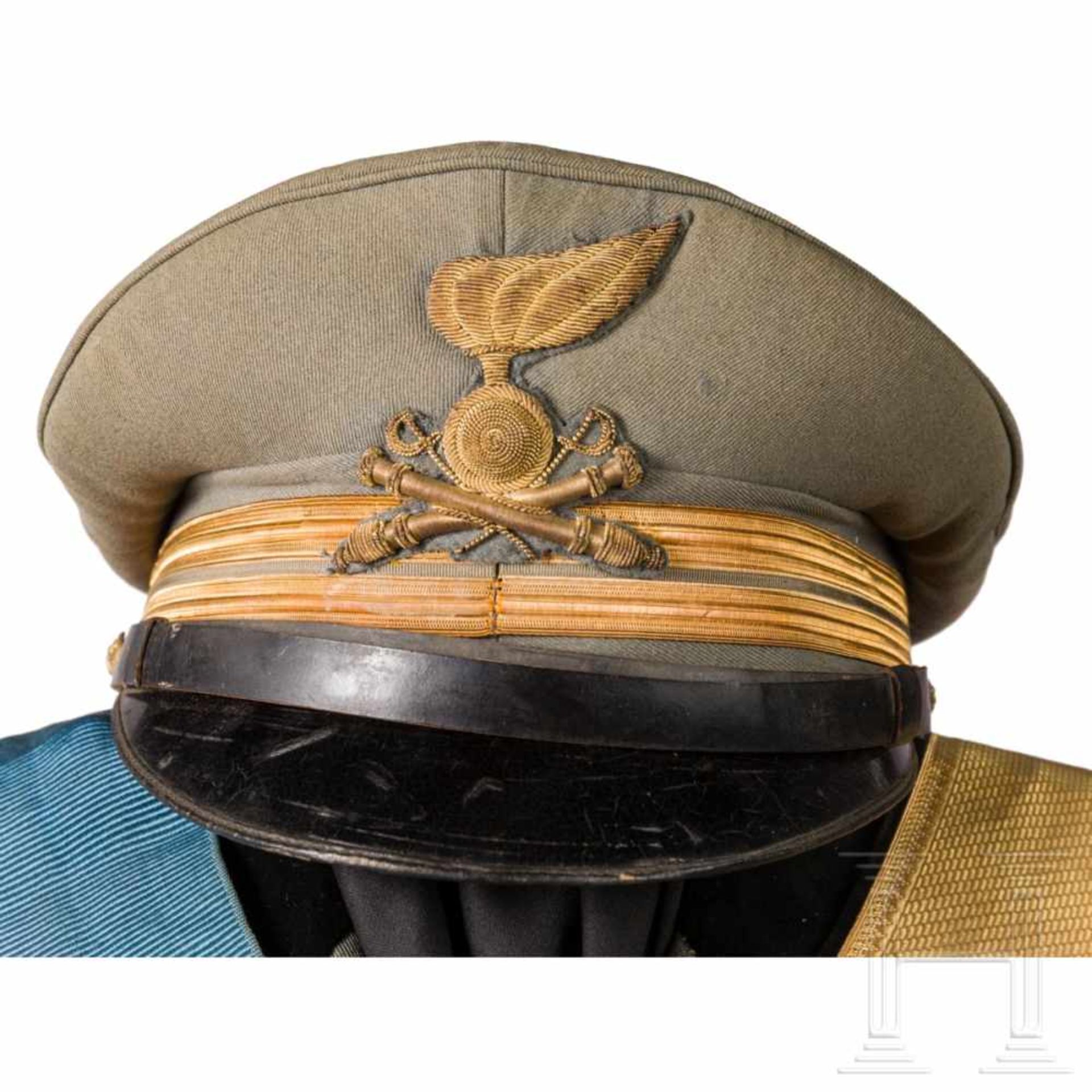 A uniform M 1934 for officers of the field artillerySchirmmütze für Offiziere aus feldgrauem Tuch - Bild 10 aus 14