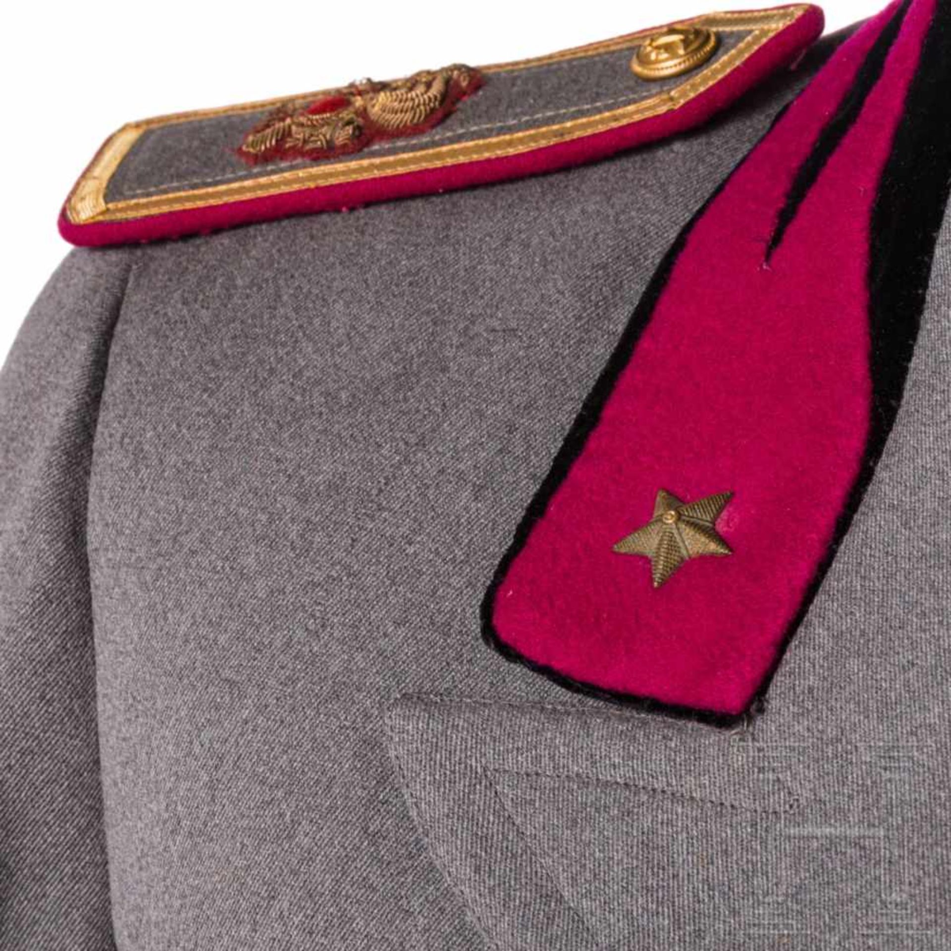 A uniform for a colonel commander of the Bersaglieri, before 1945Bersaglierihut mit Mohairbezug, - Bild 12 aus 14