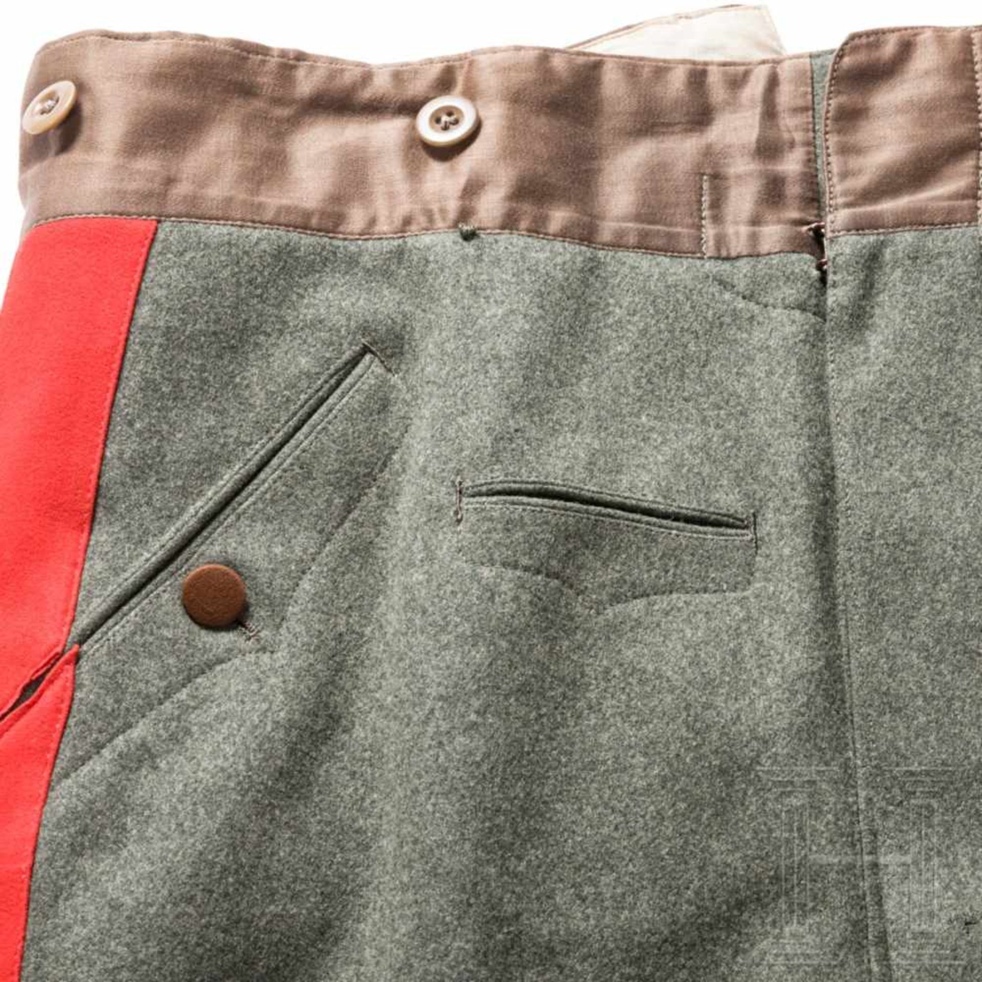 Trousers for a German generalFeldgraues Wolltuch, zwei schräge Seitentaschen, eine Uhrentasche, - Bild 3 aus 7
