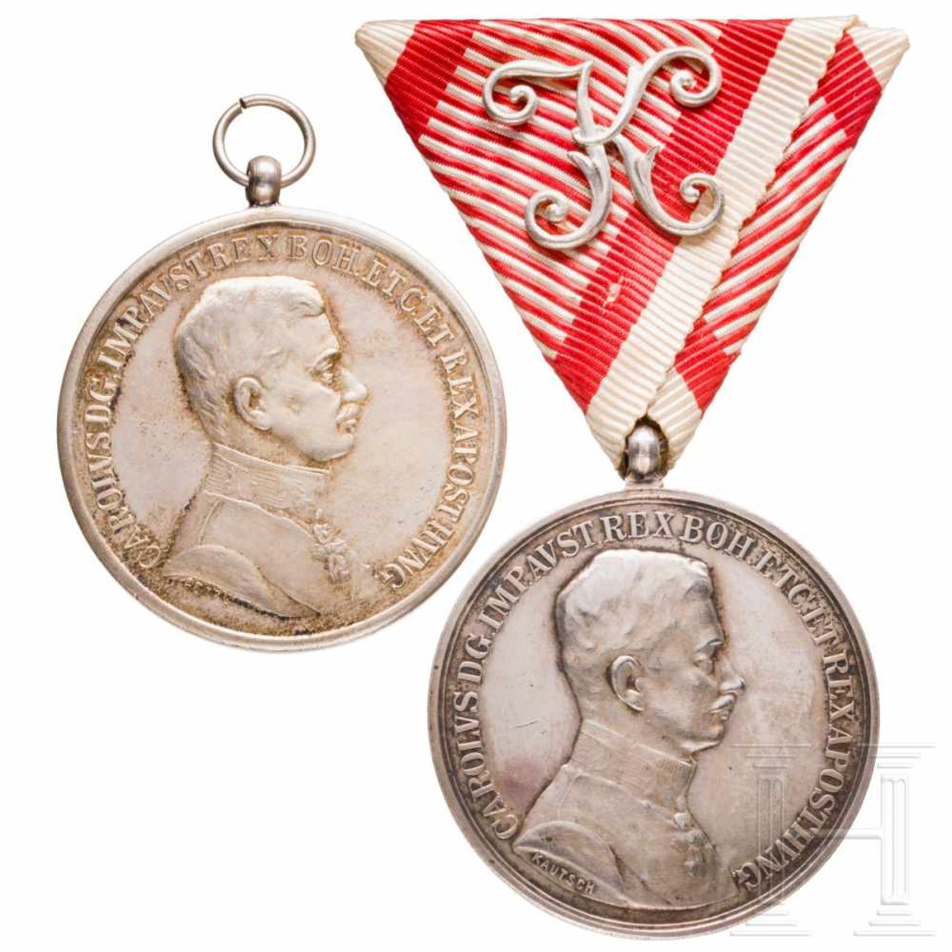 Medal of Bravery- two awardsSilberne Tapferkeitsmedaille für Offiziere unter Kaiser Karl I. mit