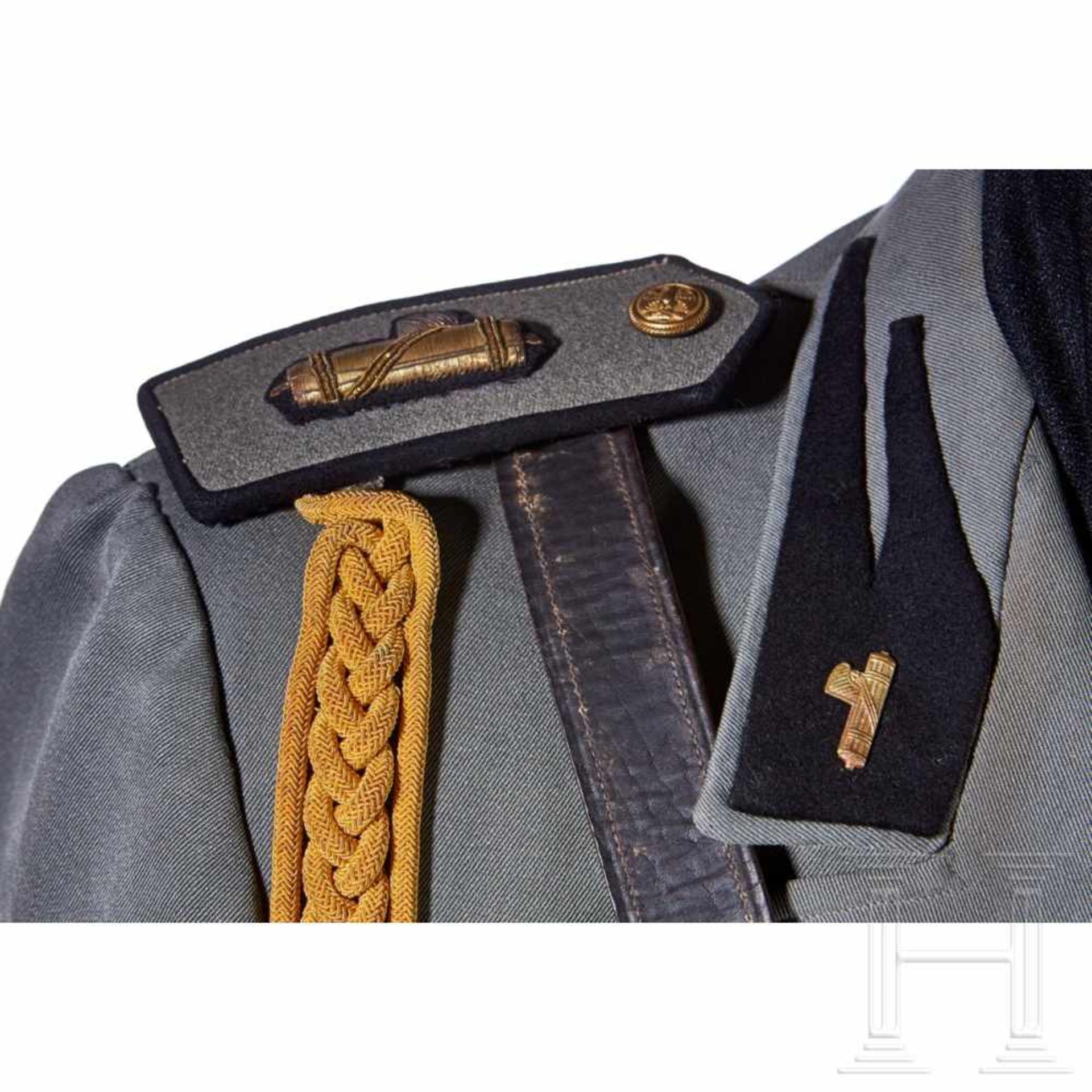 Service Tunic for an MVSN OberleutnantFine field-grey gabardine wool with pleated patch pockets - Bild 8 aus 9