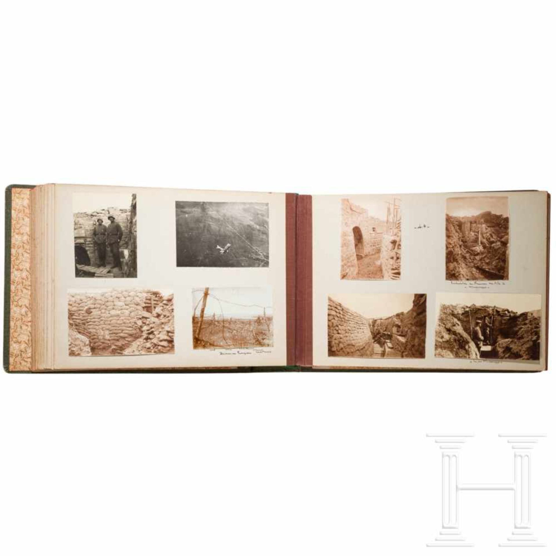 Four labeled photo albums, World War IIn den teilweise beschrifteten Alben insgesamt ca. 820 - Bild 5 aus 10