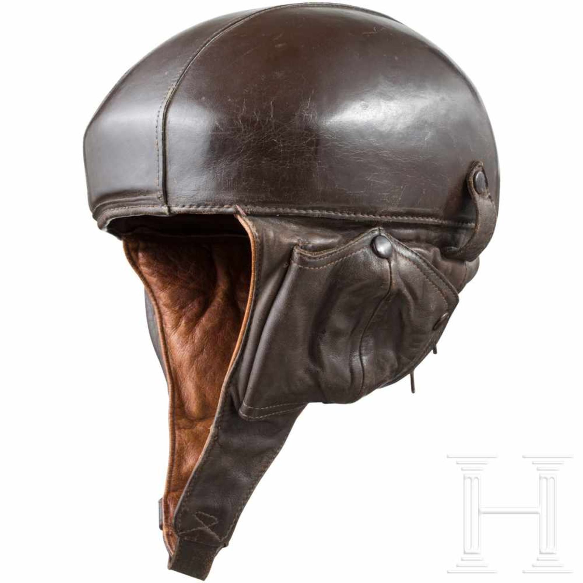 A helmet Airaile, first half of the 20th centuryHartschale mit braunem Leder bezogen, gepolsterte