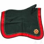 A parade saddle blanket for artillery officers until 1914Feiner, dunkelgrüner Wollfilz mit rotem