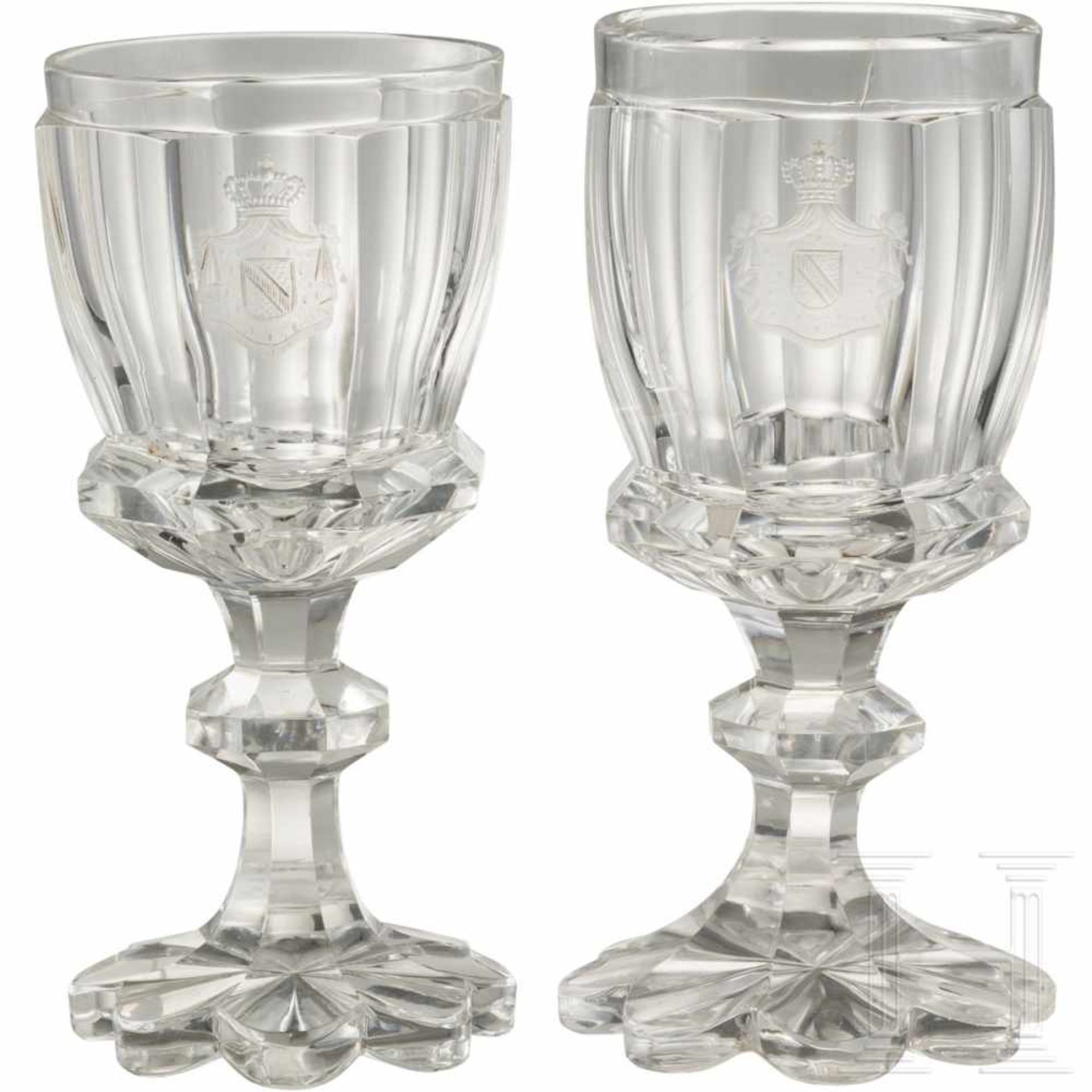 Two crystal wine glasses of the Grand Dukes of BadenAchtfach geschälte Kuppa mit abgesetztem, rundem
