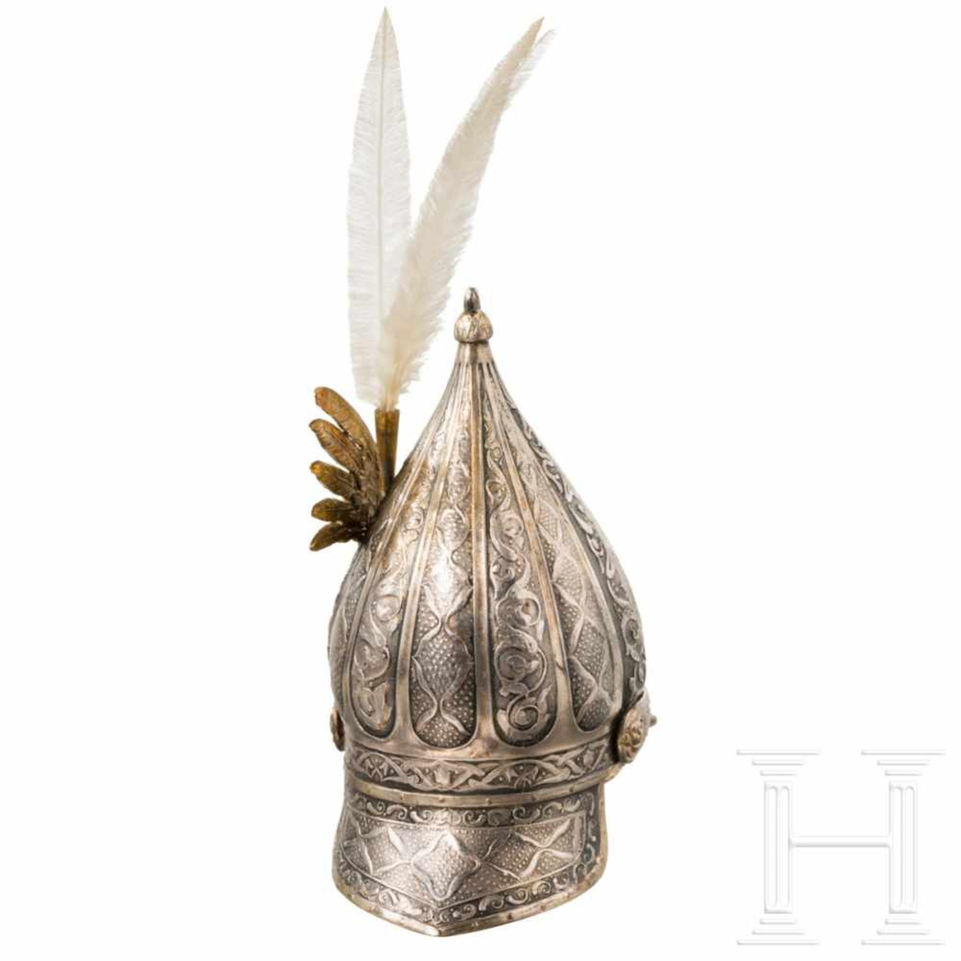 A miniature helmet modelled after the Royal Hungarian King's Guard, a gift for ladies given at a - Bild 3 aus 4