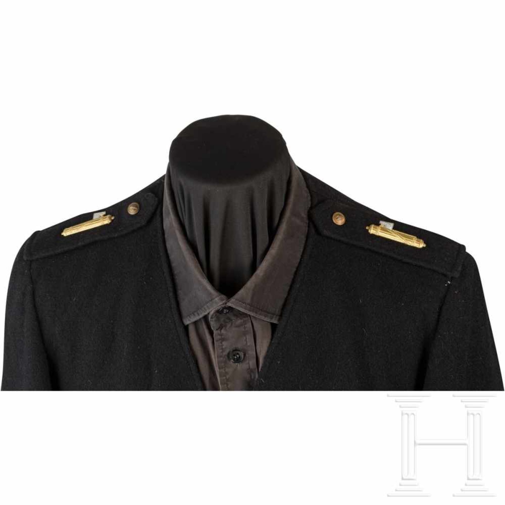 A uniform ensemble for high functionaries of the Italian Fascisti, 1st half of the 20th centuryVisor - Bild 4 aus 5