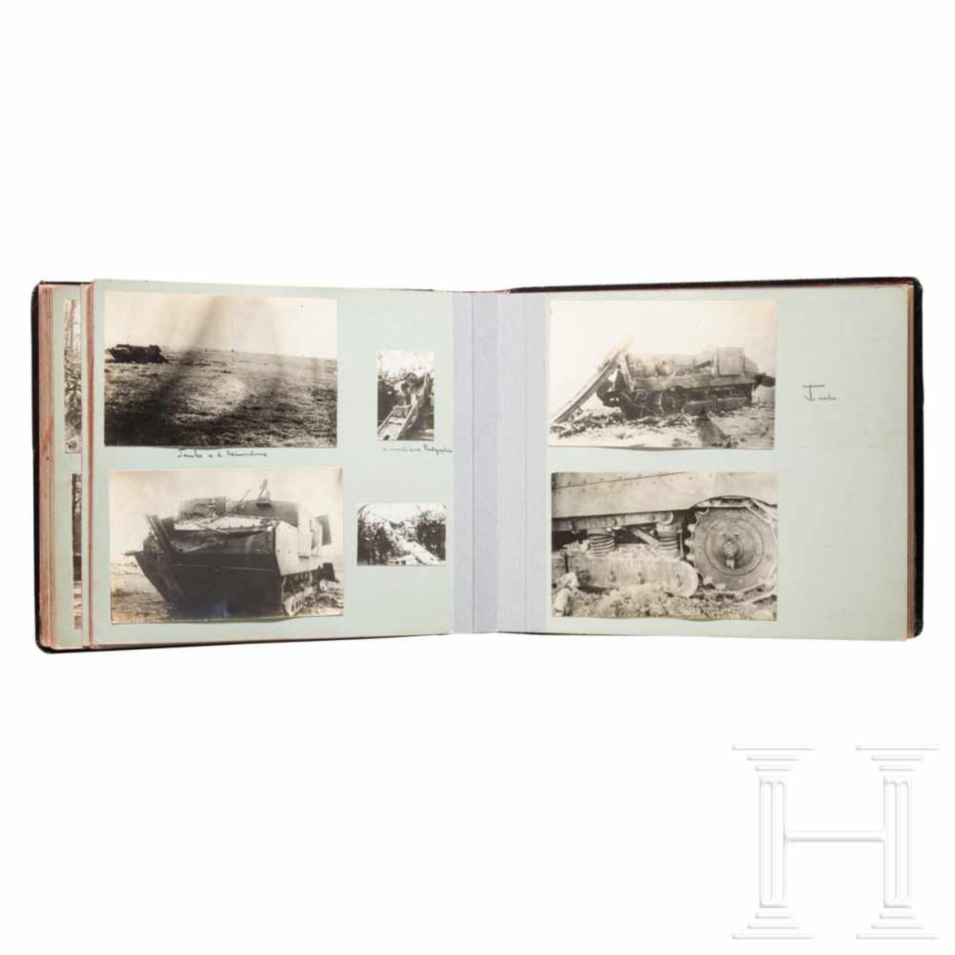Four labeled photo albums, World War IIn den teilweise beschrifteten Alben insgesamt ca. 820 - Bild 8 aus 10