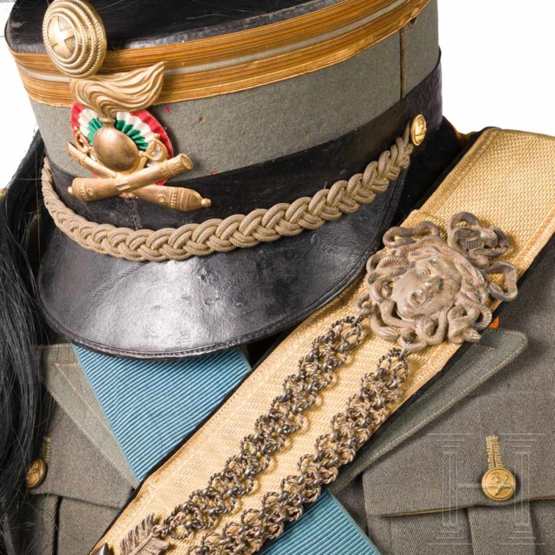 A uniform M 1934 for officers of the field artillerySchirmmütze für Offiziere aus feldgrauem Tuch - Bild 11 aus 14