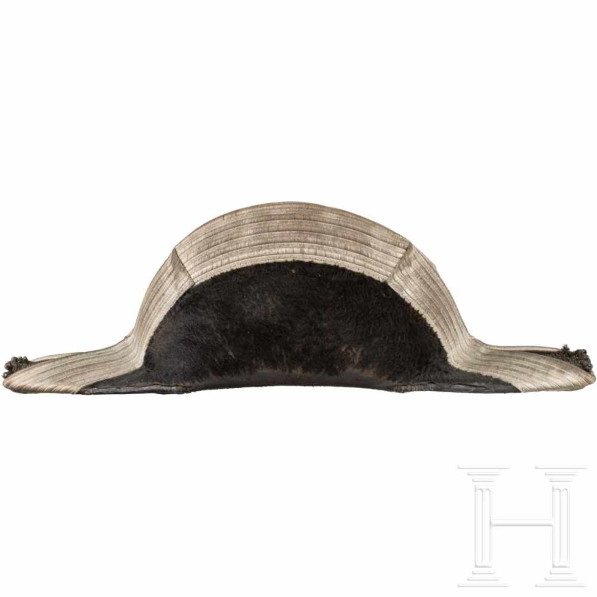 A bicorne for naval engineers in admiral rank of the Imperial NavySchwarzer Nadelfilz, eingefasst - Bild 3 aus 3