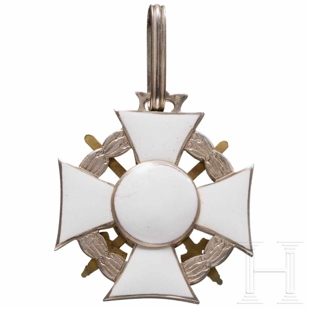 Military Merit Cross - neck cross of the 2nd class with the war decoration and swordsIn der Nach- - Bild 2 aus 3