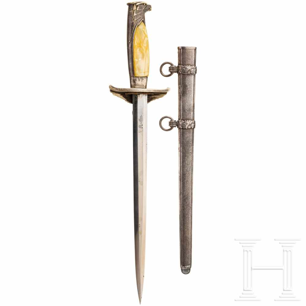 A dagger M 38 for officials of the Diplomatic corps, manufactured by Alcoso, SolingenThe thrusting - Image 2 of 6